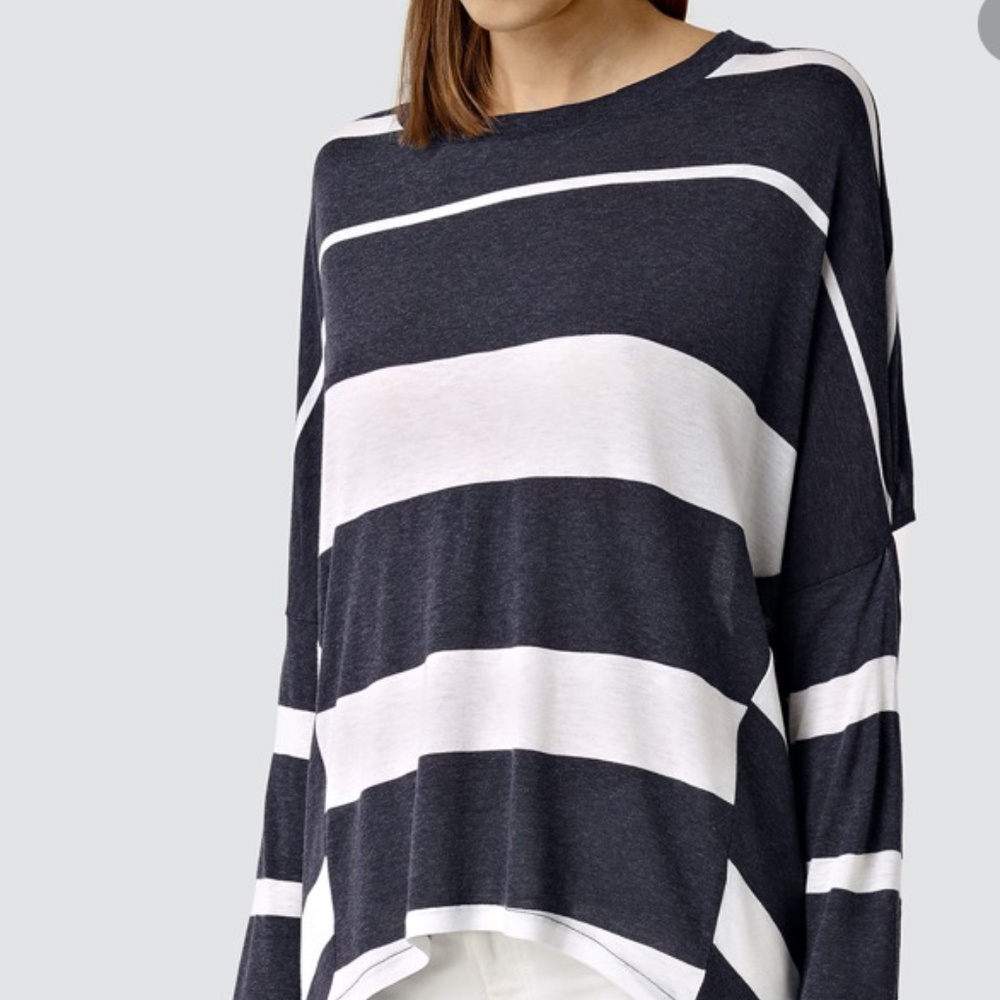 ALLSAINTS Wave-split, dropped sleeve top - Size M